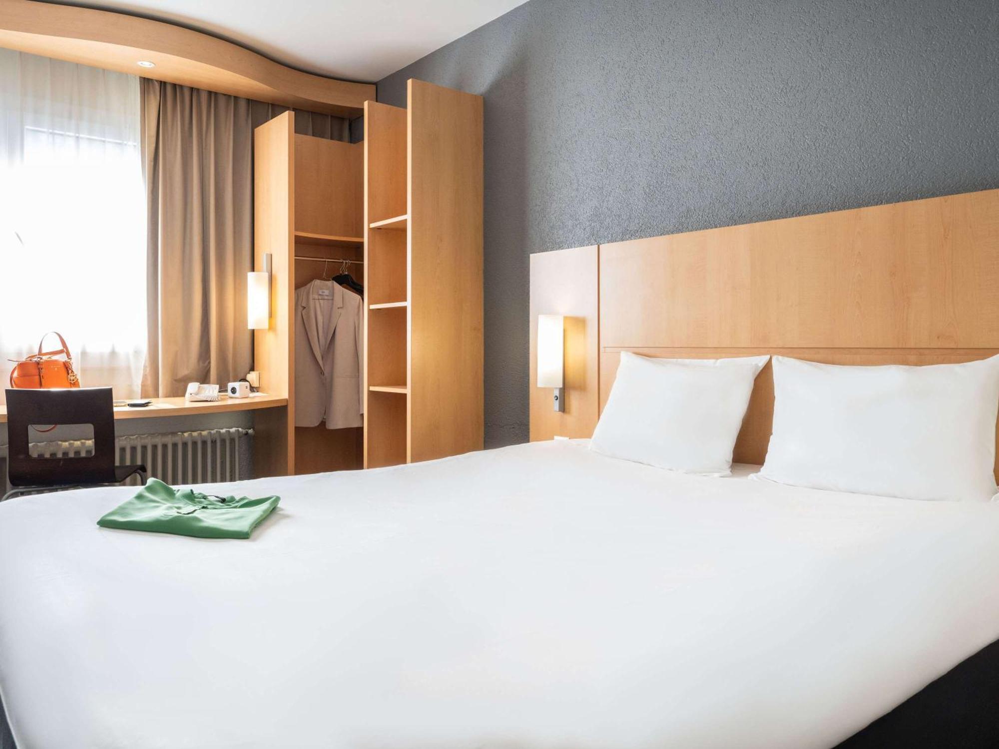Ibis Geneve Centre Gare Ξενοδοχείο Εξωτερικό φωτογραφία
