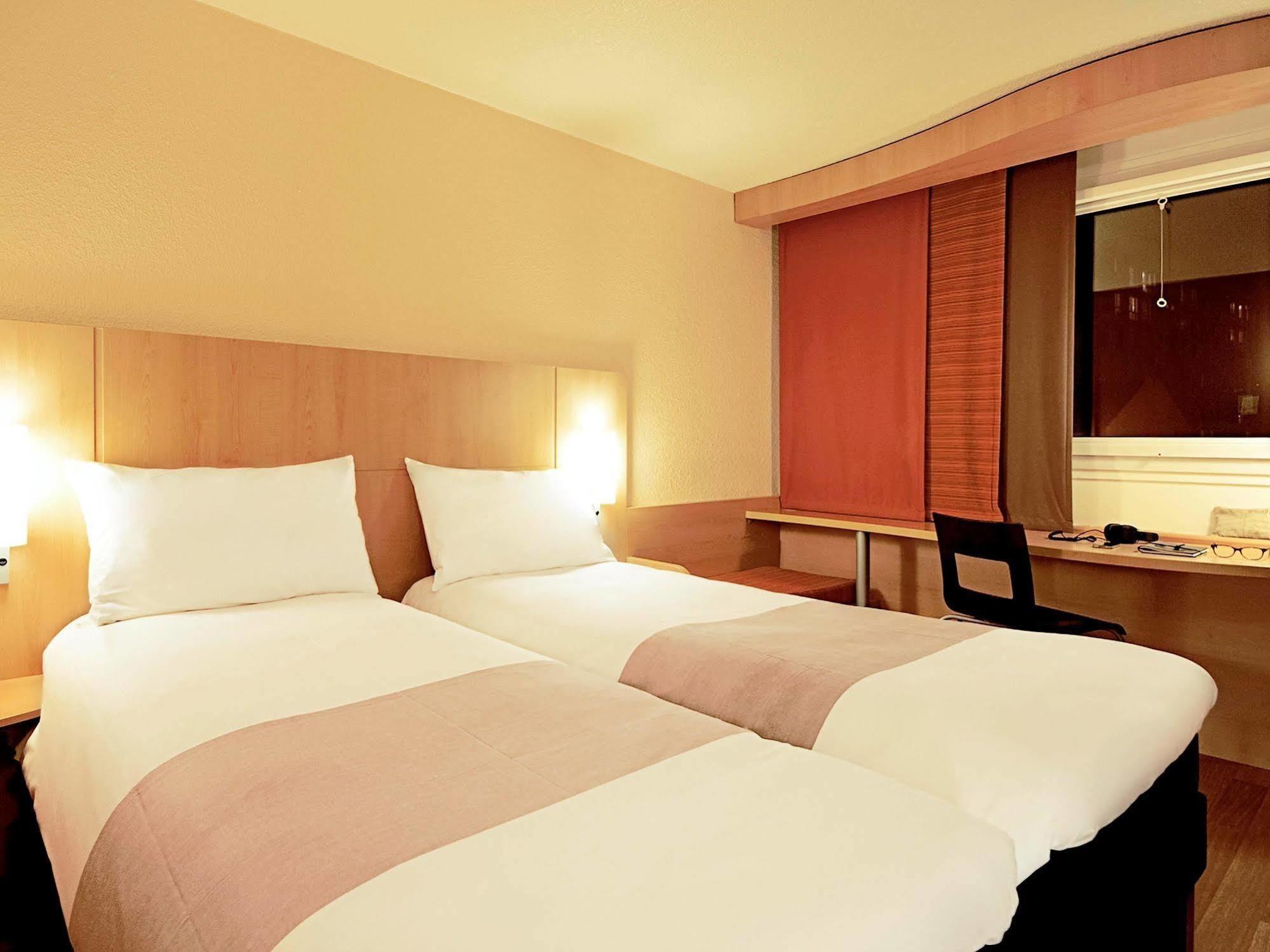 Ibis Geneve Centre Gare Ξενοδοχείο Εξωτερικό φωτογραφία
